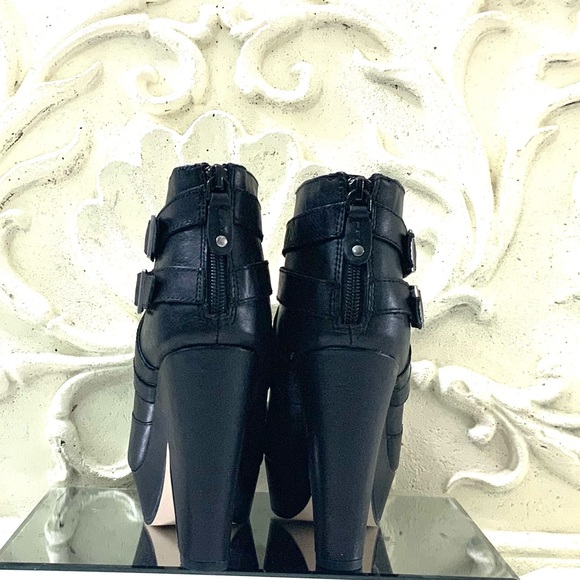 VINTAGE Seychelles Black Leather Theory Ankle Bootie NWOT - Picture 6 of 12